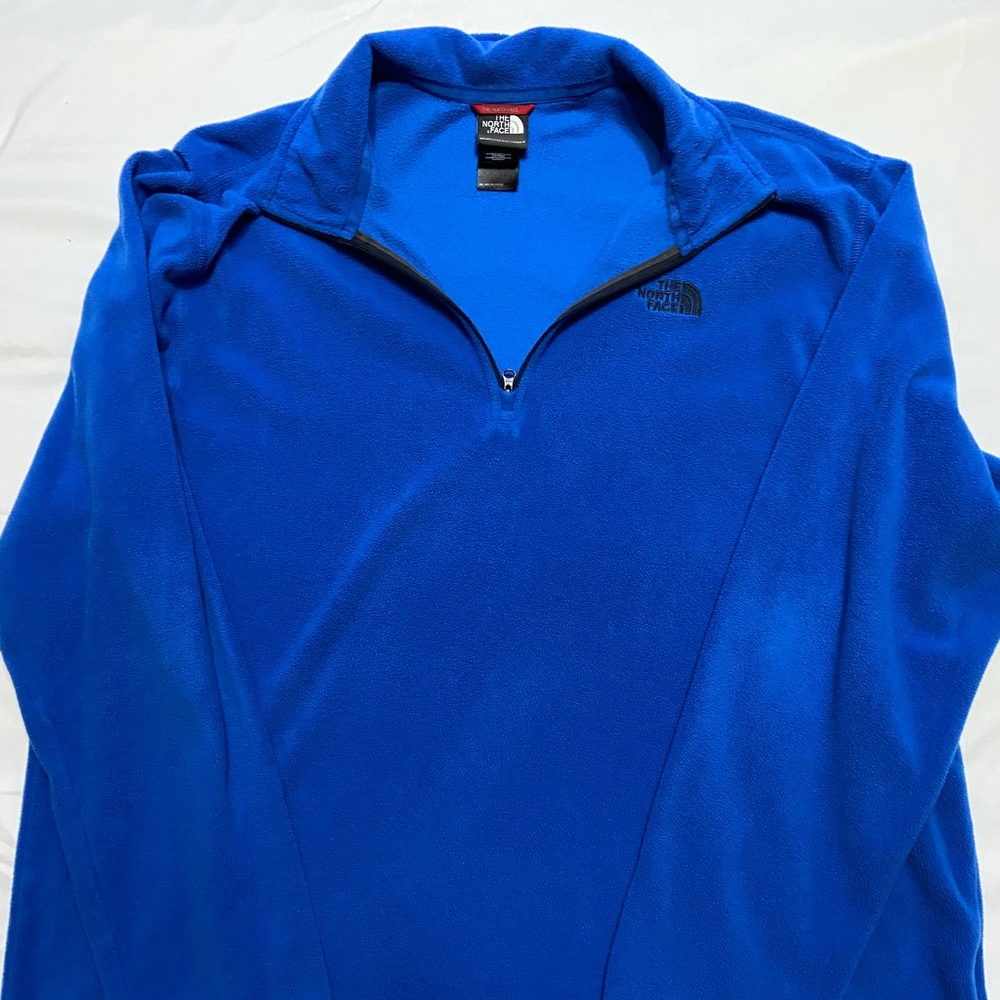 Men’s North Face fleece pullover